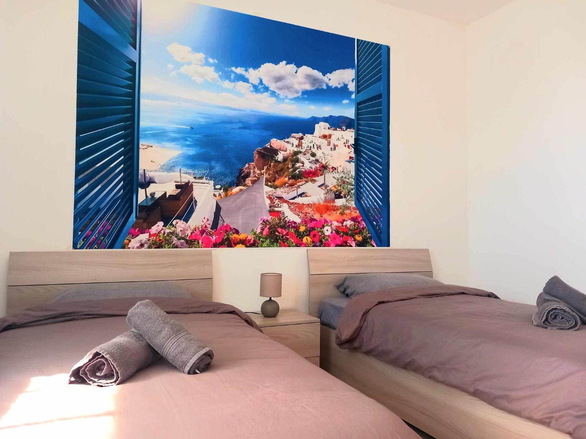 Large, 3 Bedroom Apartment In Marsascala マルサスカーラ エクステリア 写真